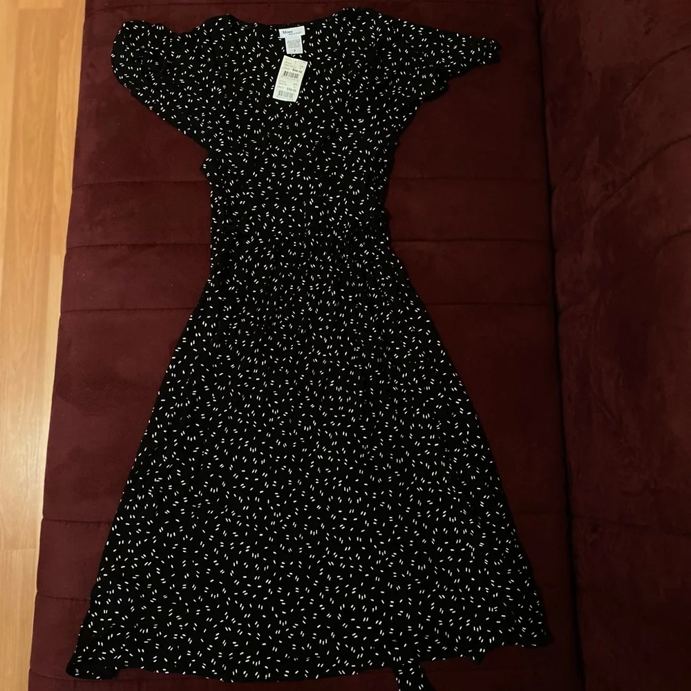 Maternity Dress - Picture 5 of 6